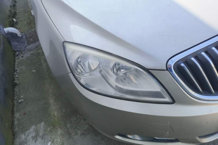 Used Buick GT 2011 GT 1.8L Automatic Fashion Edition Leather Model Right Front Headlight
