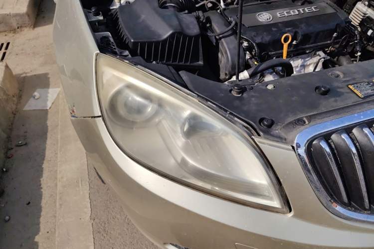 Used Buick GT 2011 GT 1.8L Automatic Fashion Edition Leather Model Right Front Headlight