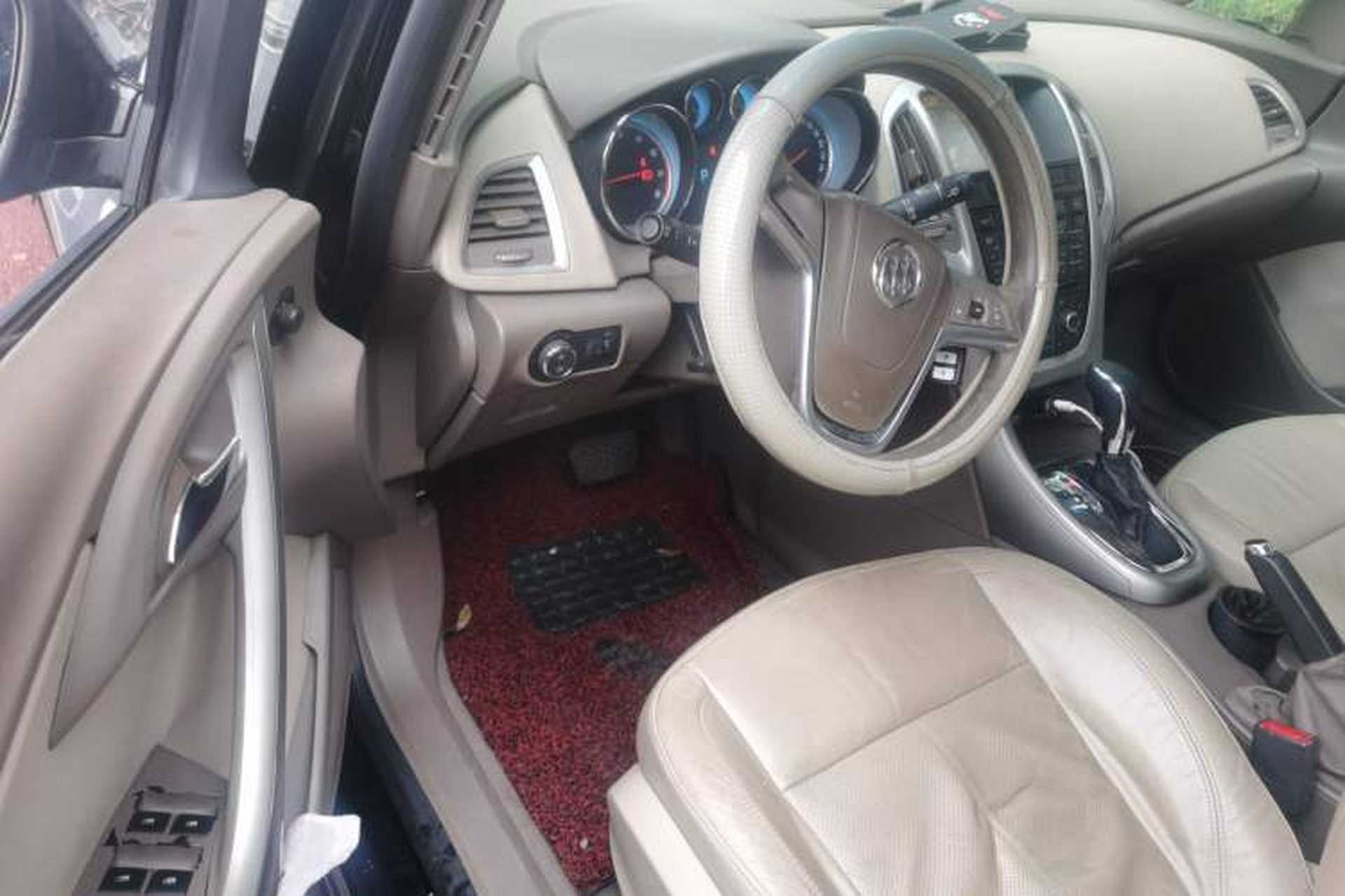 Used Buick GT 2012 GT 1.8L Automatic Fashionable Leather Edition Driver Seat