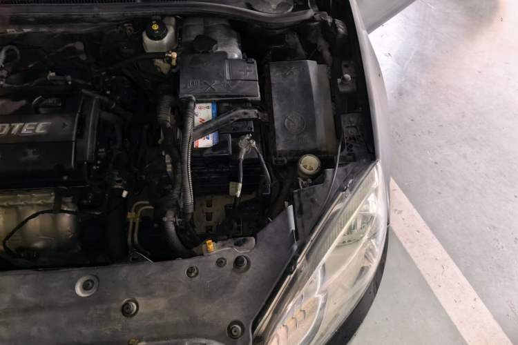 Used Buick GT 2012 GT 1.6L Automatic Comfort Edition Engine Bay Left