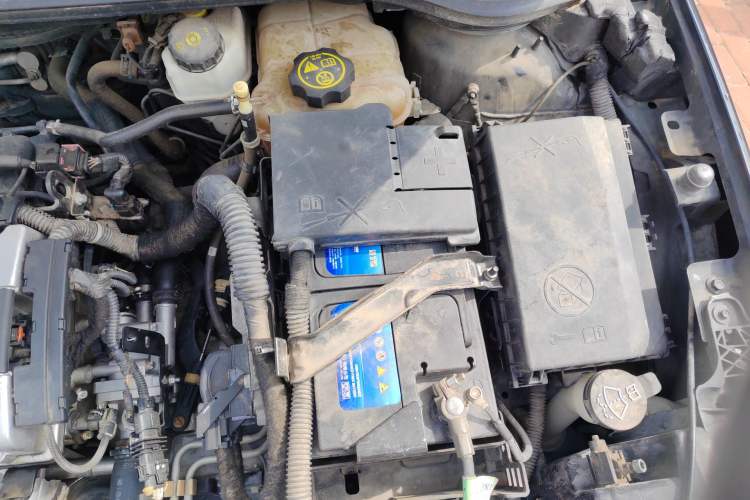 Used Buick GT 2012 GT 1.6L Automatic Comfort Edition Engine Bay Left