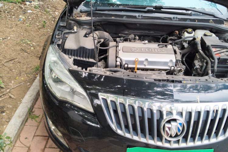 Used Buick GT 2012 XT 1.6L Automatic Fashion Edition Engine Bay Right