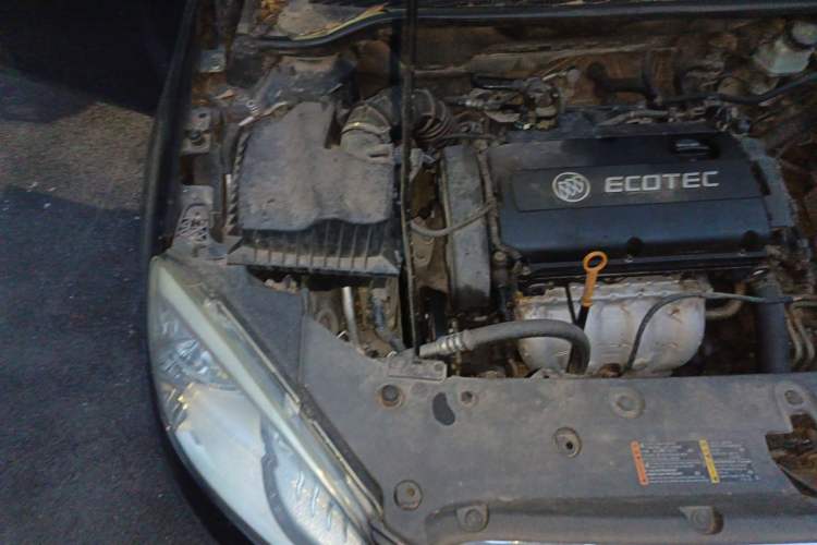 Used Buick GT 2012 GT 1.6L Automatic Fashion Edition Engine Bay Right