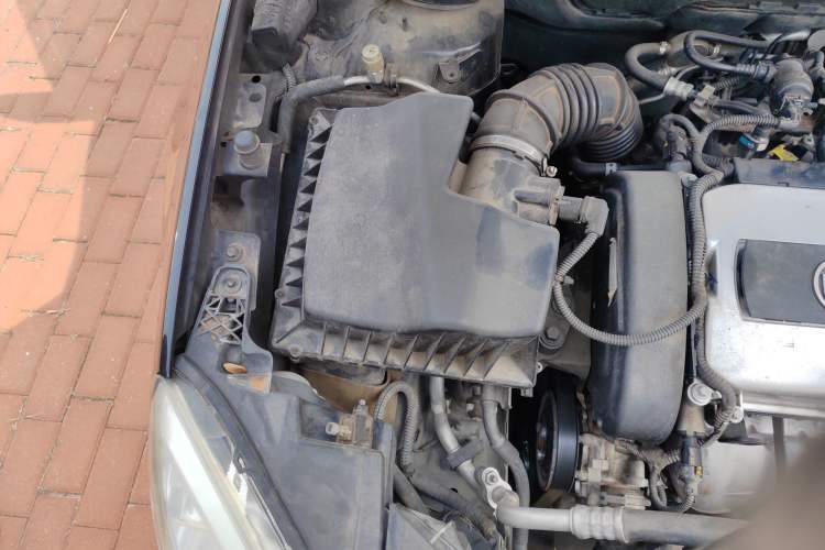 Used Buick GT 2012 GT 1.6L Automatic Comfort Edition Engine Bay Right