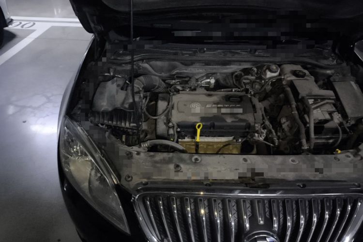 Used Buick GT 2012 GT 1.6L Manual Entry-Level Model Engine Bay Right