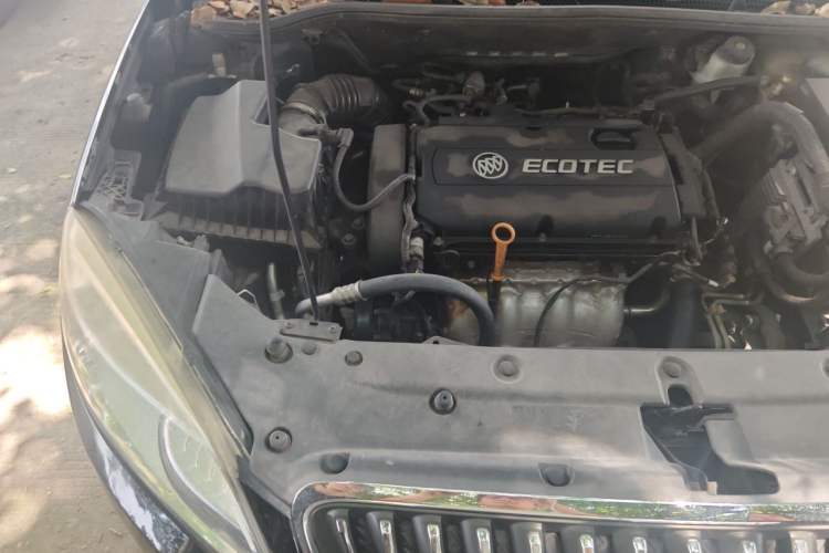 Used Buick GT 2012 GT 1.6L Automatic Fashion Edition Engine Bay Right