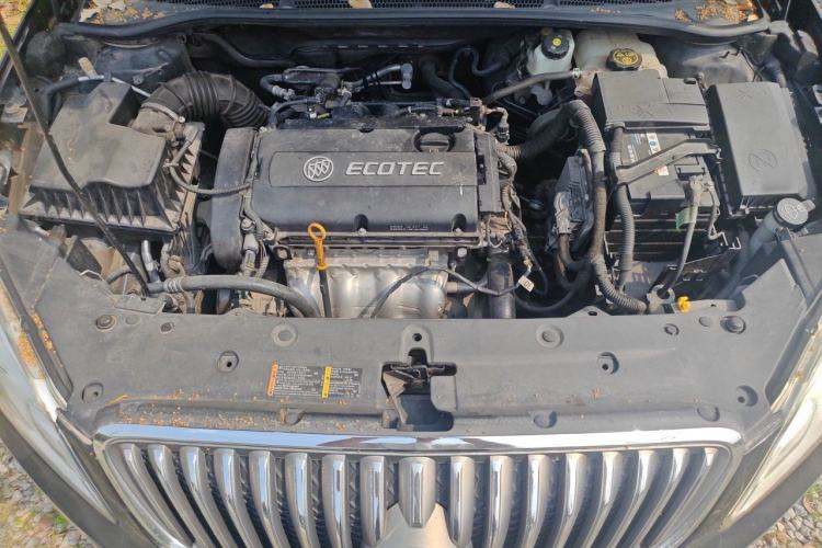 Used Buick GT 2012 GT 1.6L Manual Entry-Level Model Engine Bay