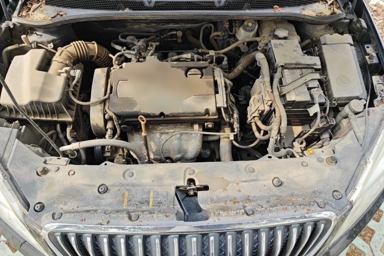 Used Buick GT 2012 GT 1.6L Manual Entry-Level Model Engine Bay