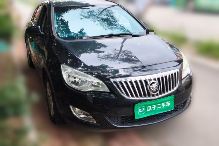 Used Buick GT 2012 XT 1.6L Automatic Fashion Edition Front Right 45 Deg