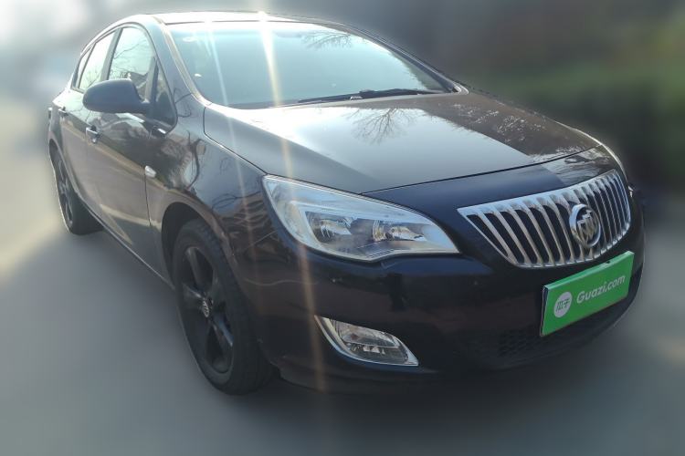 Used Buick GT 2012 XT 1.6T Fashion Sport Edition Front Right 45 Deg
