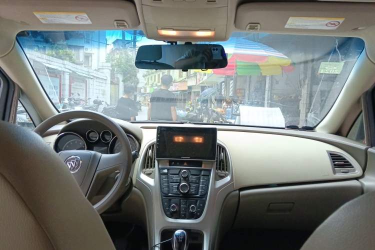 Used Buick GT 2012 GT 1.6L Manual Comfort Edition Headliner
