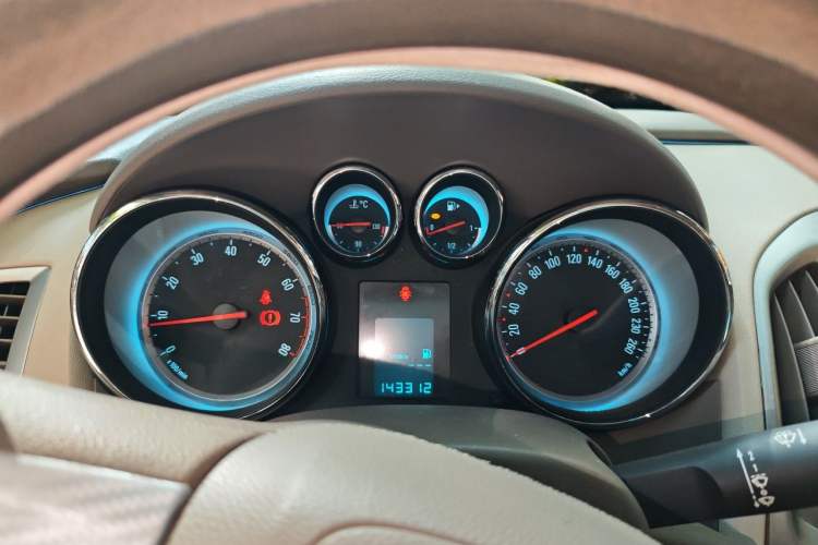 Used Buick GT 2012 GT 1.6L Manual Entry-Level Model Instrument Cluster