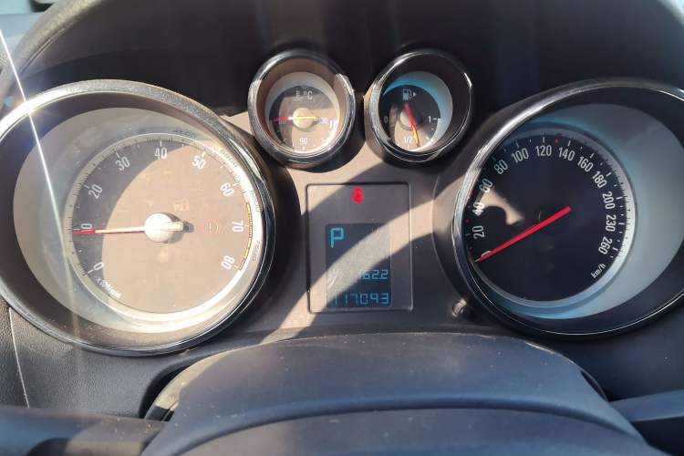 Used Buick GT 2012 XT 1.6T Fashion Sport Edition Instrument Cluster