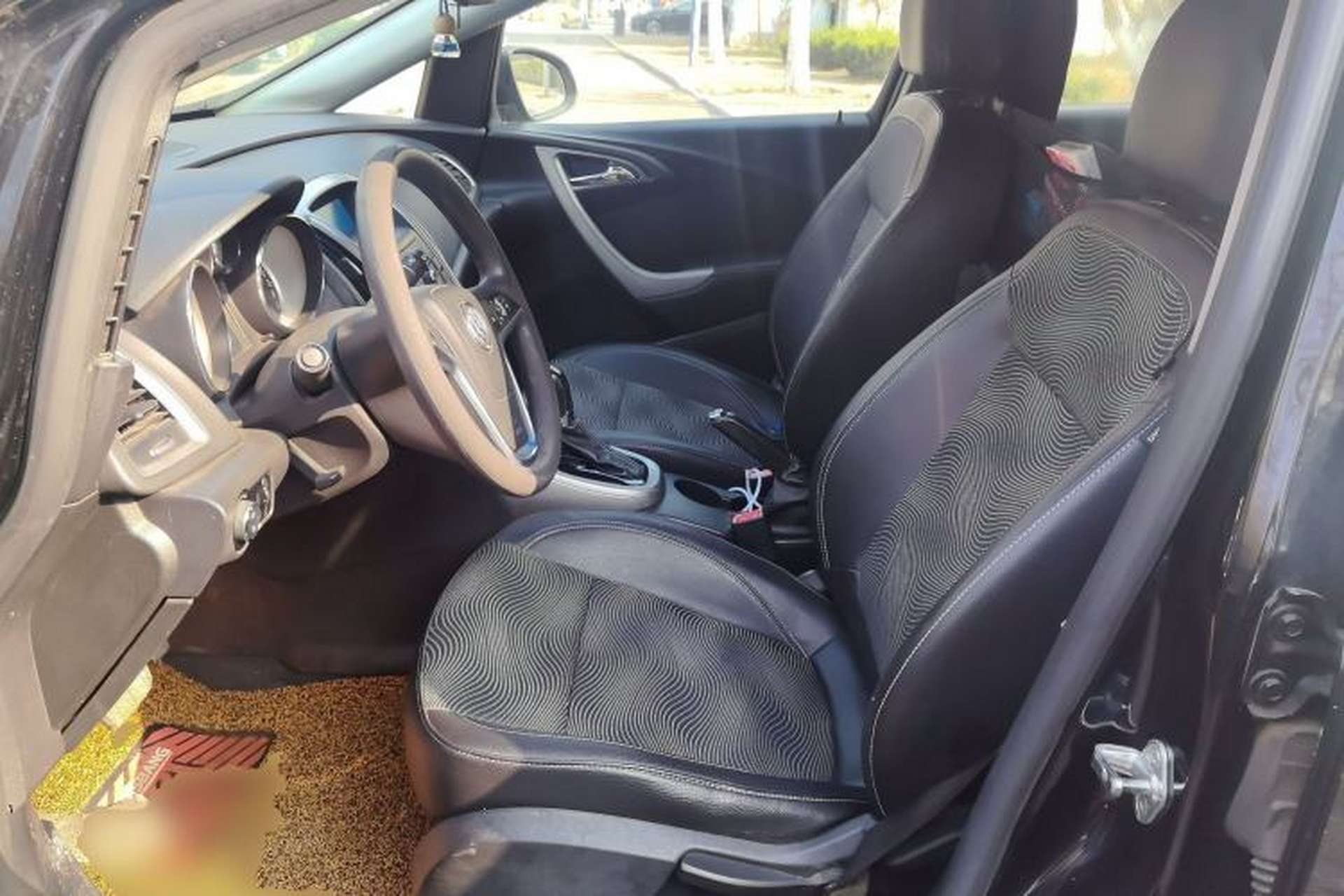 Used Buick GT 2012 XT 1.6T Fashion Sport Edition Left Front Seat