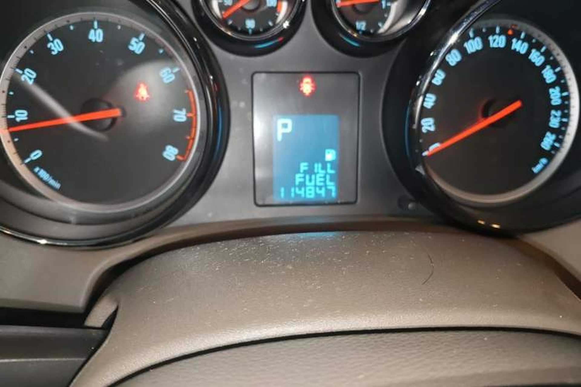 Used Buick GT 2012 GT 1.6L Automatic Comfort Edition Odometer Close Up
