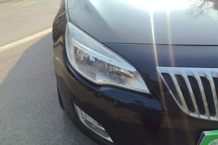 Used Buick GT 2012 XT 1.6T Fashion Sport Edition Right Front Headlight