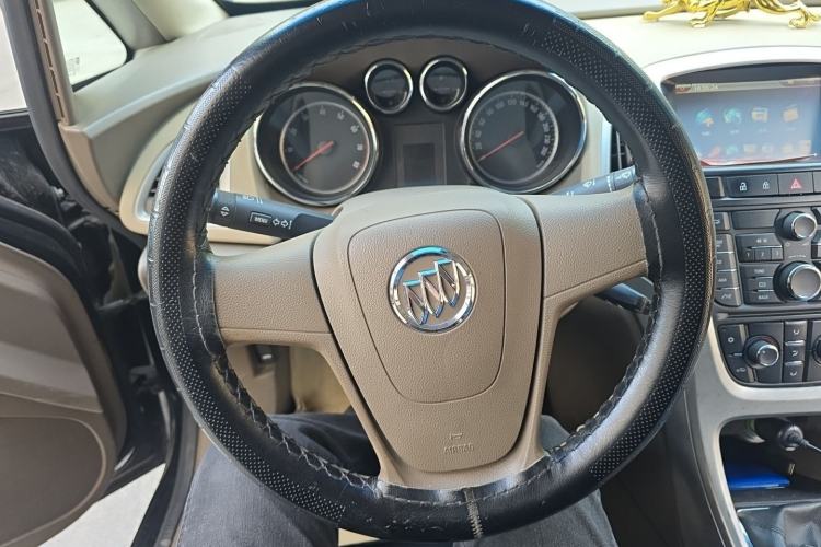 Used Buick GT 2012 GT 1.6L Manual Comfort Edition Steering Wheel