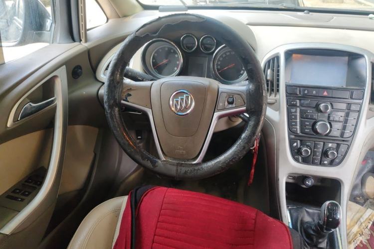Used Buick GT 2012 GT 1.6L Manual Entry-Level Model Steering Wheel