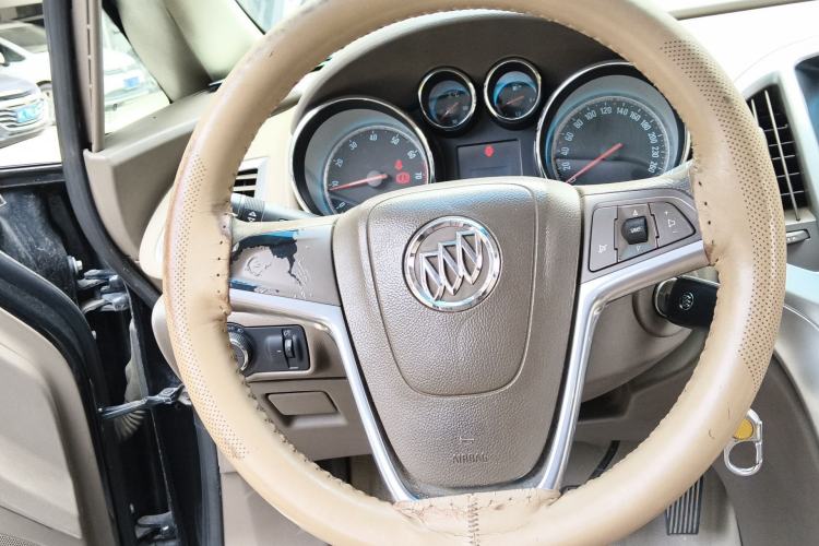 Used Buick GT 2012 GT 1.6L Manual Entry-Level Model Steering Wheel