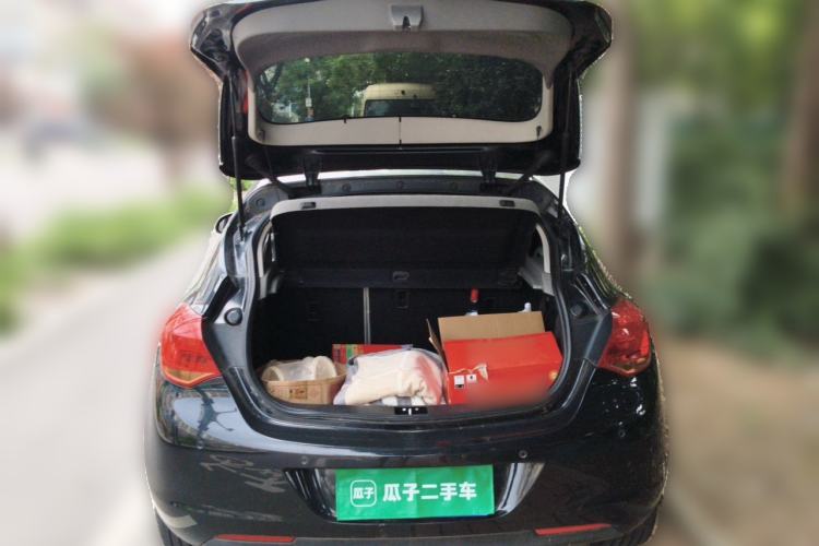 Used Buick GT 2012 XT 1.6L Automatic Fashion Edition Trunk