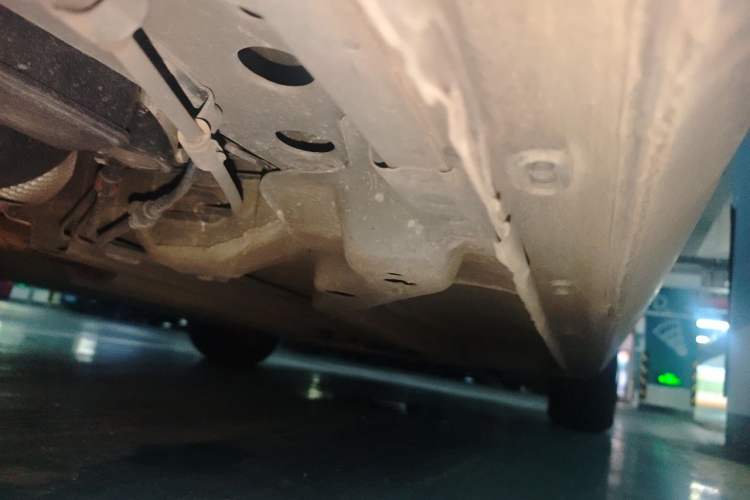 Used Buick GT 2012 XT 1.6L Manual Comfort Edition Chassis Rear Right