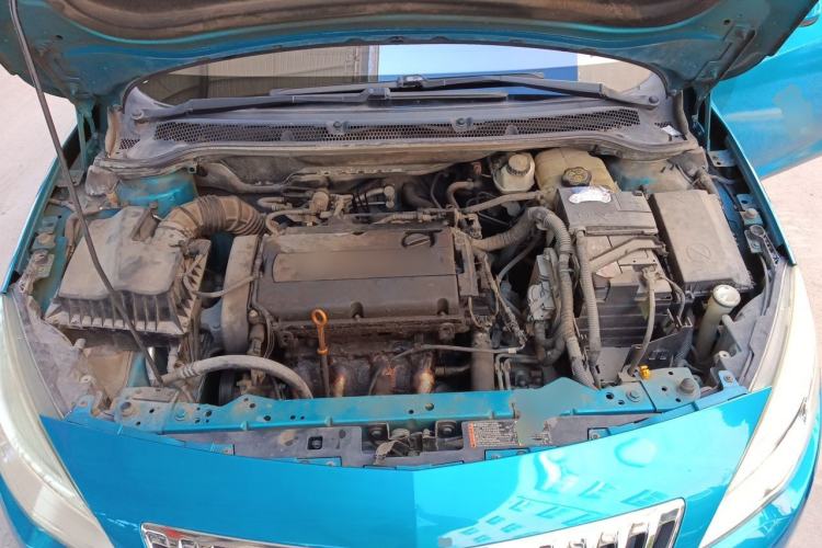 Used Buick GT 2012 XT 1.6L Automatic Fashion Edition Engine Bay