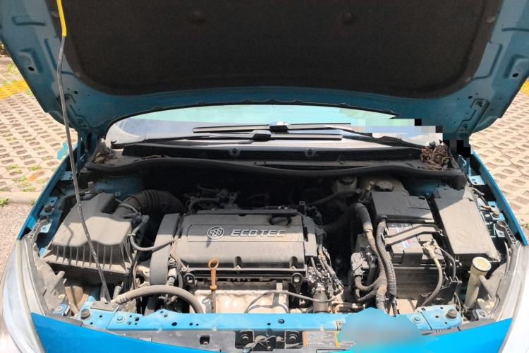 Used Buick GT 2012 XT 1.6L Automatic Fashion Edition Engine Bay