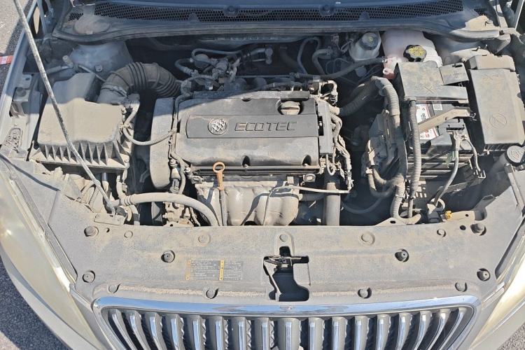 Used Buick GT 2012 GT 1.6L Manual Entry-Level Model Engine Bay