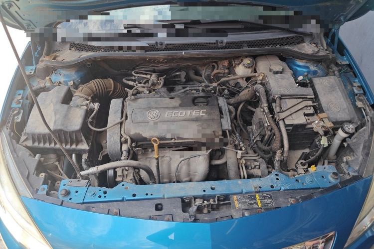 Used Buick GT 2012 XT 1.6L Automatic Fashion Edition Engine Bay