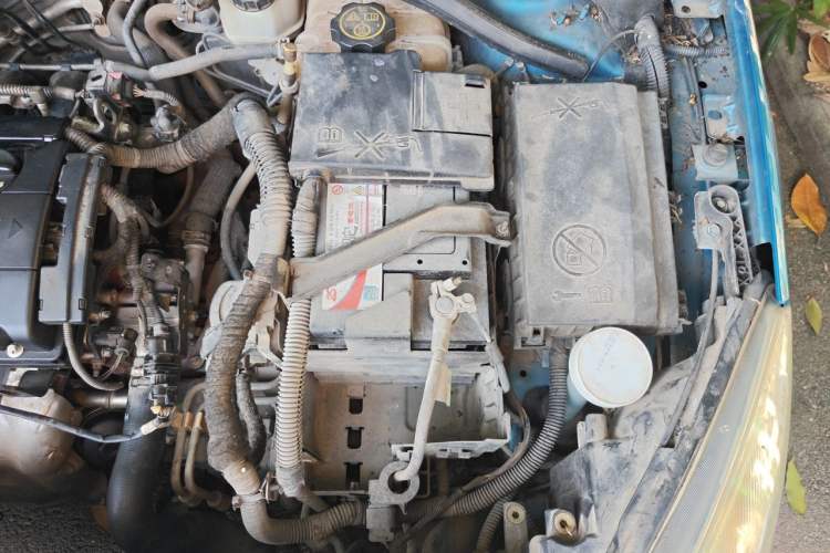 Used Buick GT 2012 XT 1.6L Automatic Fashion Edition Engine Bay Left