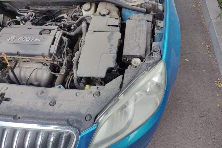 Used Buick GT 2012 GT 1.6L Automatic Comfort Edition Engine Bay Left