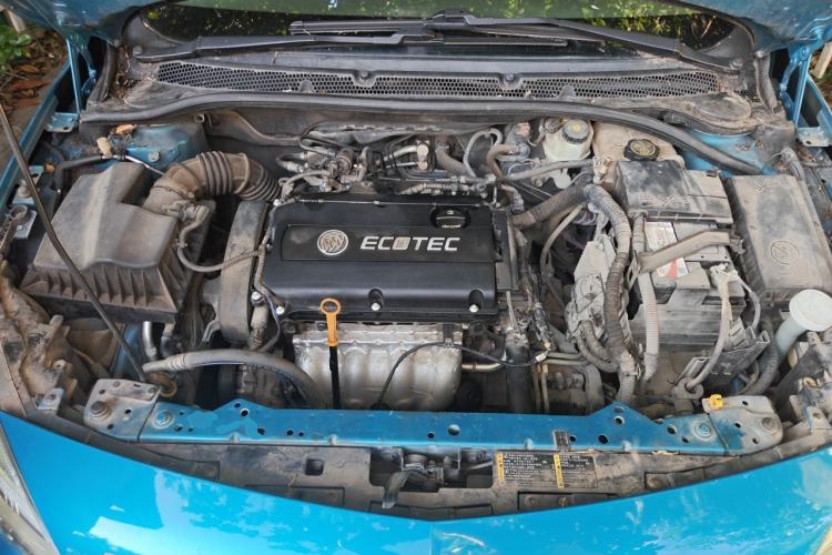 Used Buick GT 2012 XT 1.6L Automatic Fashion Edition Engine Bay