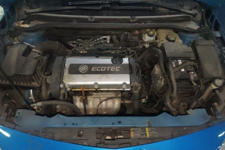 Used Buick GT 2012 XT 1.6L Manual Comfort Edition Engine Bay