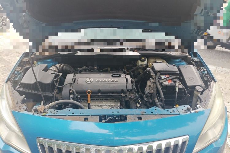Used Buick GT 2012 XT 1.6L Automatic Fashion Edition Engine Bay