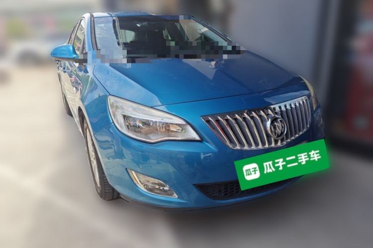 Used Buick GT 2012 XT 1.6L Automatic Fashion Edition Front Right 45 Deg