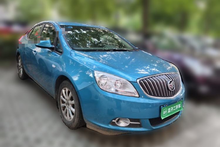 Used Buick GT 2012 GT 1.6L Manual Entry-Level Model Front Right 45 Deg