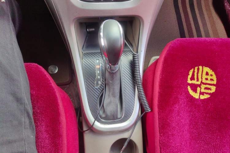 Used Buick GT 2012 GT 1.6L Automatic Comfort Edition Gear Lever