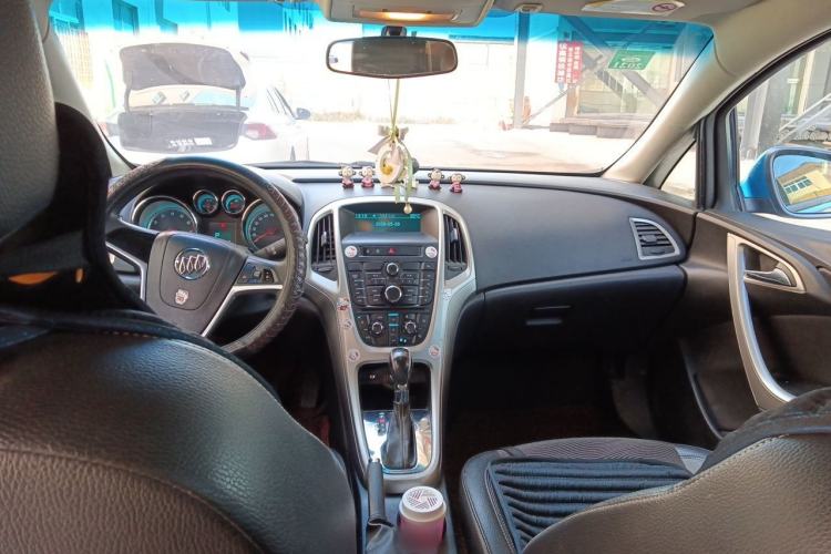Used Buick GT 2012 XT 1.6L Automatic Fashion Edition Headliner