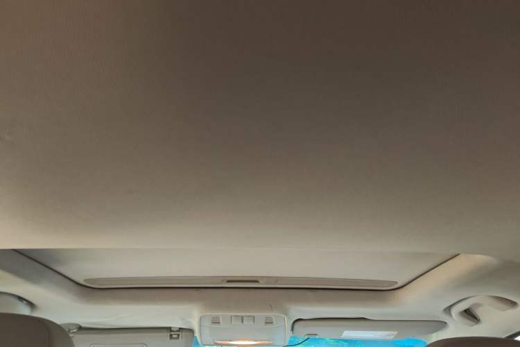 Used Buick GT 2012 XT 1.6L Automatic Fashion Edition Headliner
