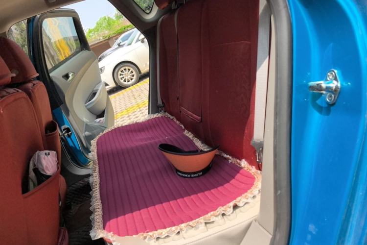 Used Buick GT 2012 XT 1.6L Automatic Fashion Edition Left Rear Seat