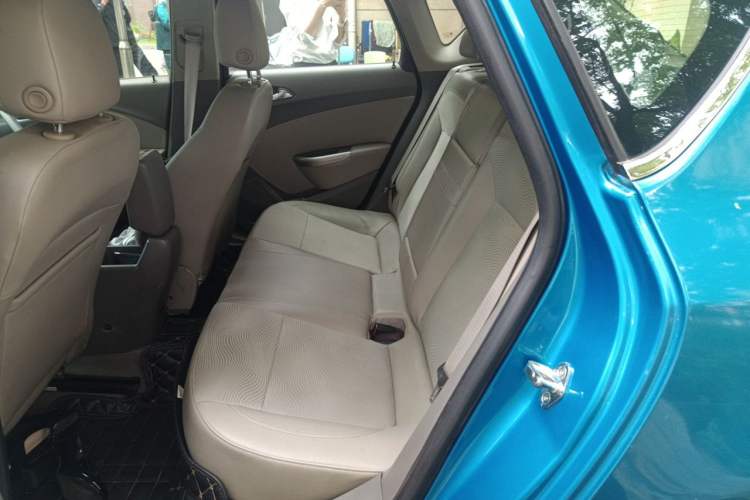 Used Buick GT 2012 XT 1.6L Manual Entry-Level Model Left Rear Seat