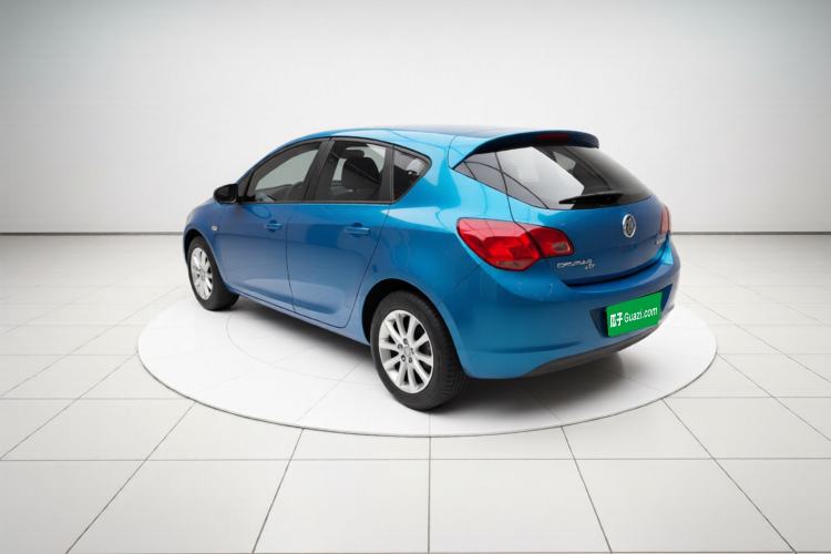 Used Buick GT 2012 XT 1.6L Manual Comfort Edition Rear Left 45 Deg