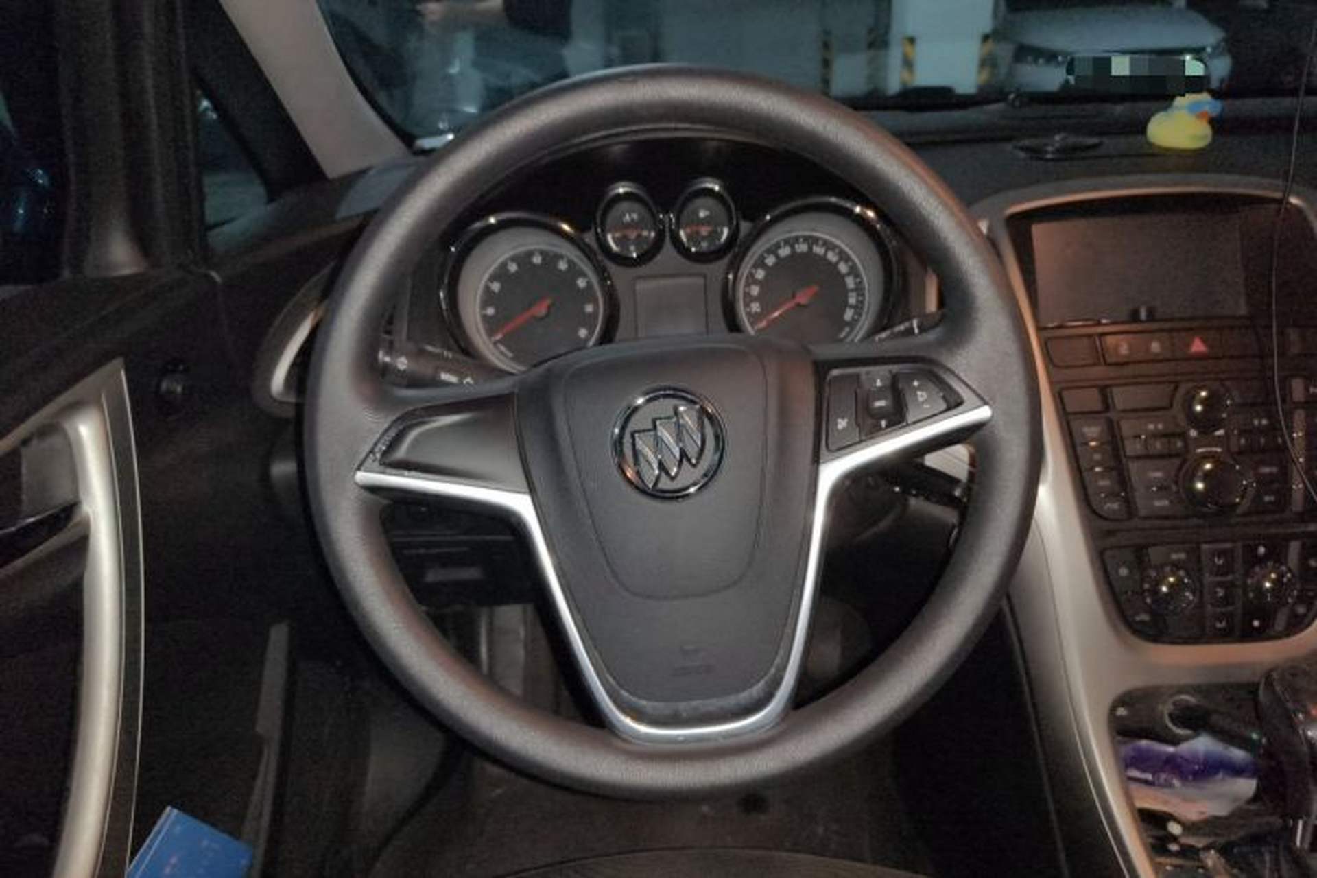 Used Buick GT 2012 XT 1.6L Automatic Fashion Edition Steering Wheel