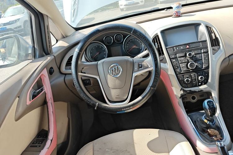 Used Buick GT 2012 GT 1.6L Manual Entry-Level Model Steering Wheel
