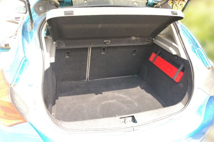 Used Buick GT 2012 XT 1.6L Manual Entry-Level Model Trunk