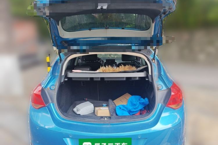Used Buick GT 2012 XT 1.6L Automatic Fashion Edition Trunk