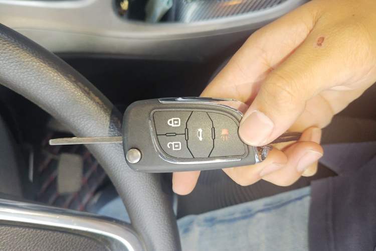 Used Buick GT 2012 XT 1.6L Automatic Fashion Edition Vehicle Key
