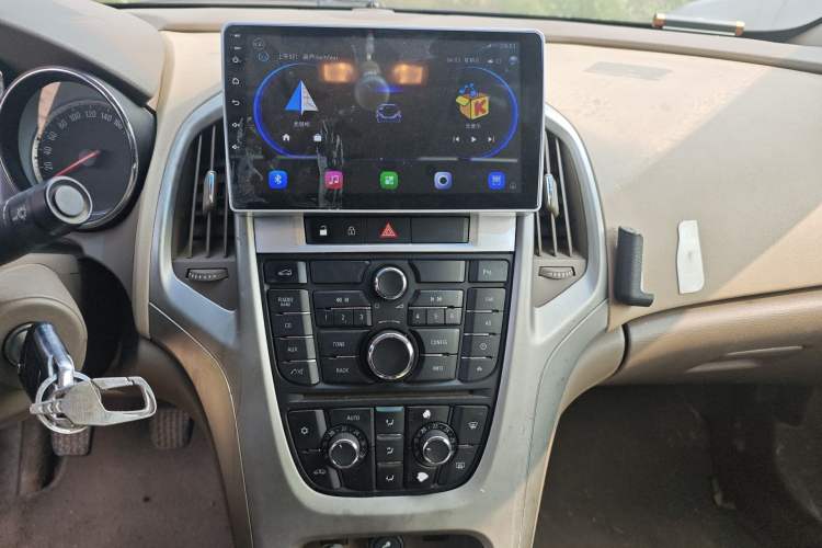 Used Buick GT 2012 GT 1.6L Manual Entry-Level Model Audio And AC Panel