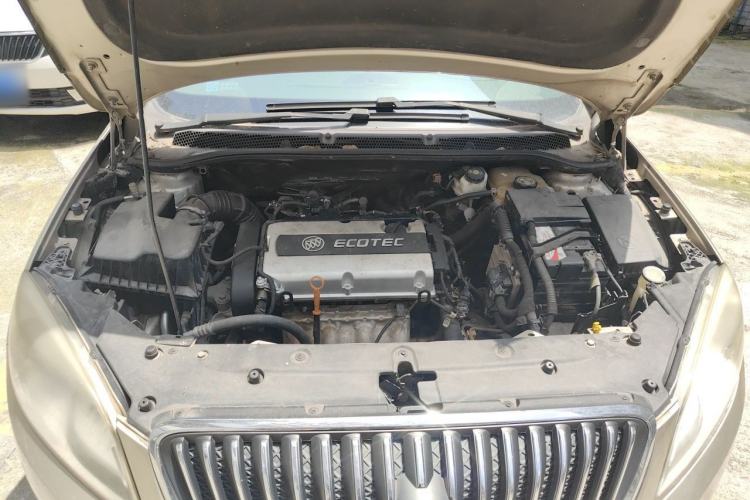 Used Buick GT 2012 GT 1.6L Automatic Fashion Edition Engine Bay
