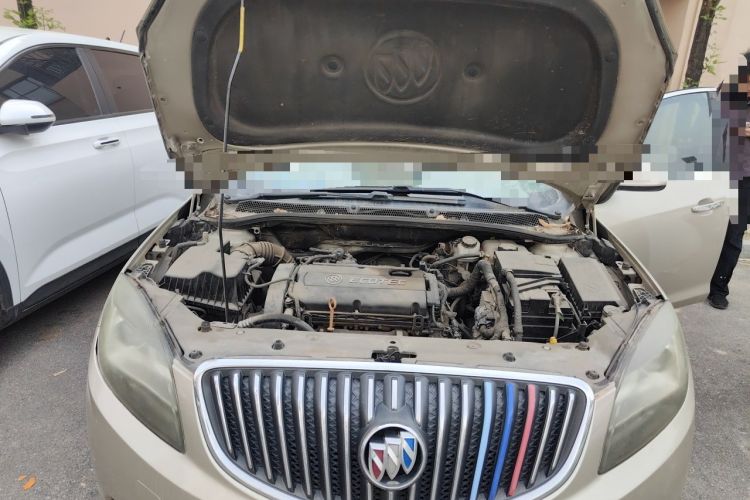 Used Buick GT 2012 GT 1.6L Automatic Fashion Edition Engine Bay